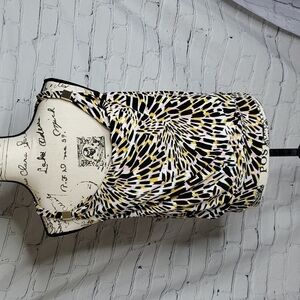 White House Black Market Abstract Print Tank Top Size Small NWT